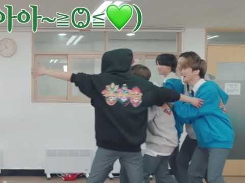 [NCT 마크 해찬] 몸이 자석인가요?