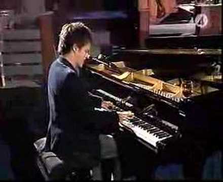 Jamie Cullum - What A Difference A Day Made