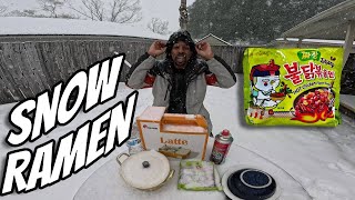 COOKING RAMEN IN THE SOUTHERN SNOW