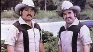 Video thumbnail of "carlos y jose-amigos tuve una novia"