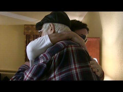 A CHRISTMAS SURPRISE FOR SHOOTER JENNINGS!