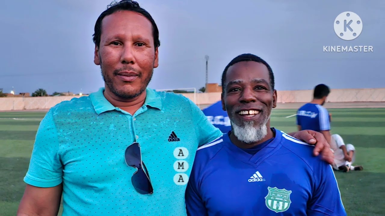 ملعب تمقطن .. مقابلة ودية بين فريقي قدماء لاعبي وفاق آولف و شباب أدرار حي الوسط ..انتهت بالتعادل 3-3