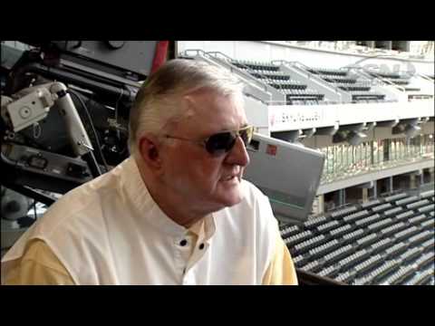 Hawk Harrelson on how he wants to leave the booth