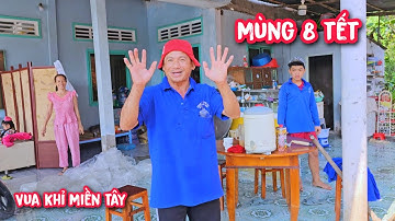 Mùng 8 tết Vua Khỉ khai trương cưa 2 cây Cóc Cày và 1 cây Dừa trong không gian hẹp.