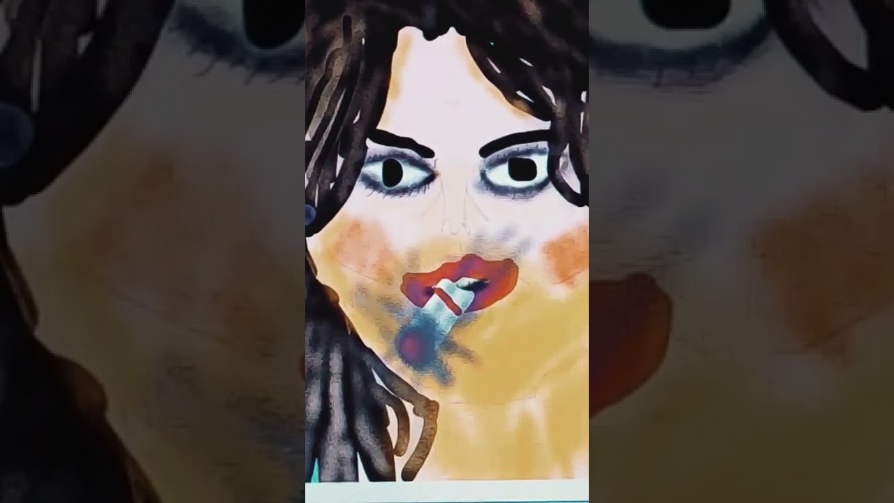 keria Knightley smoking fashion show 