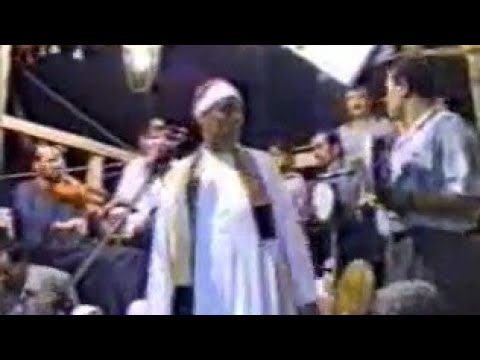 الشيخ شرف التمادي ملك السلطنة امانه لو يسألك فى البعد عن حالى من حفلة سيدى المغربى بمنوف عام 2000
