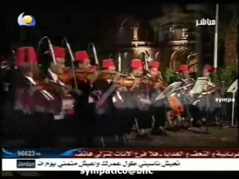 كورال معهد الموسيقى السوداني يؤدي عازة في هواك