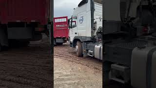 #Truck  #Trucking #Chinatruck #Truckfail #Heavyequipment #トラック #トラック運転手 #Lastkraftwagen