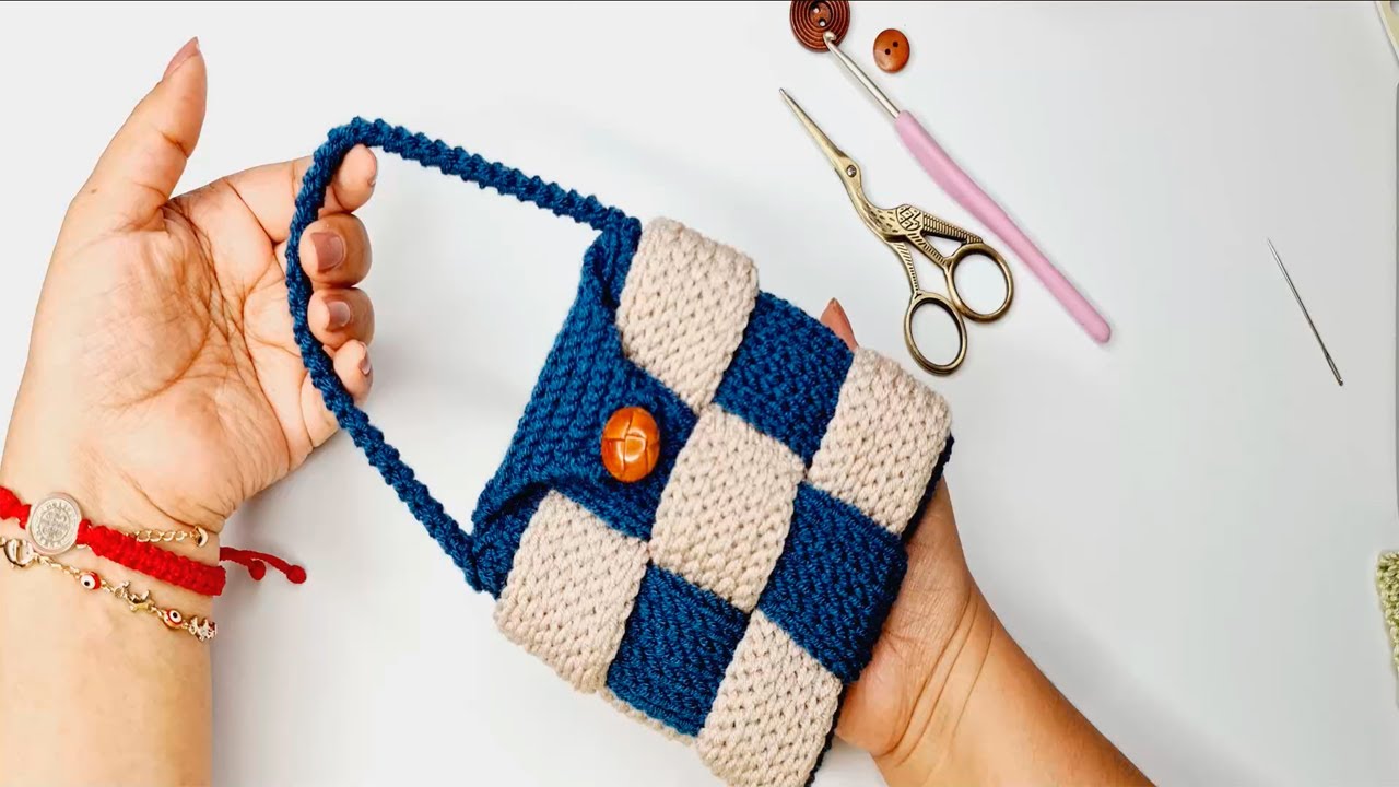 Bolso a crochet paso a paso tejido con medio puntos, Si les gusta tejer  crochet en espiral y con medios puntos, el tutorial de este bolso les va a  encantar 😍