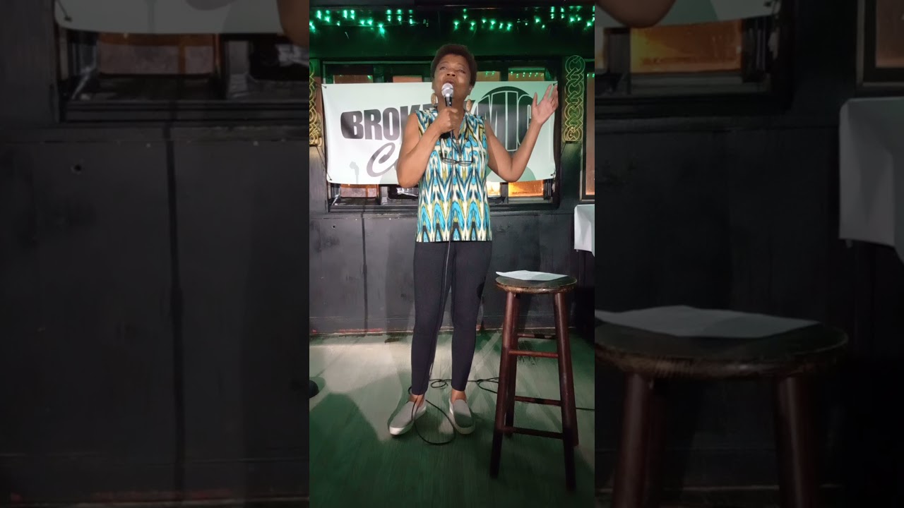 Johnnie Barmore - Broken mic comedy D.C