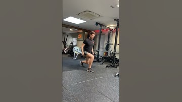 Reverse Lunge Curl and Press