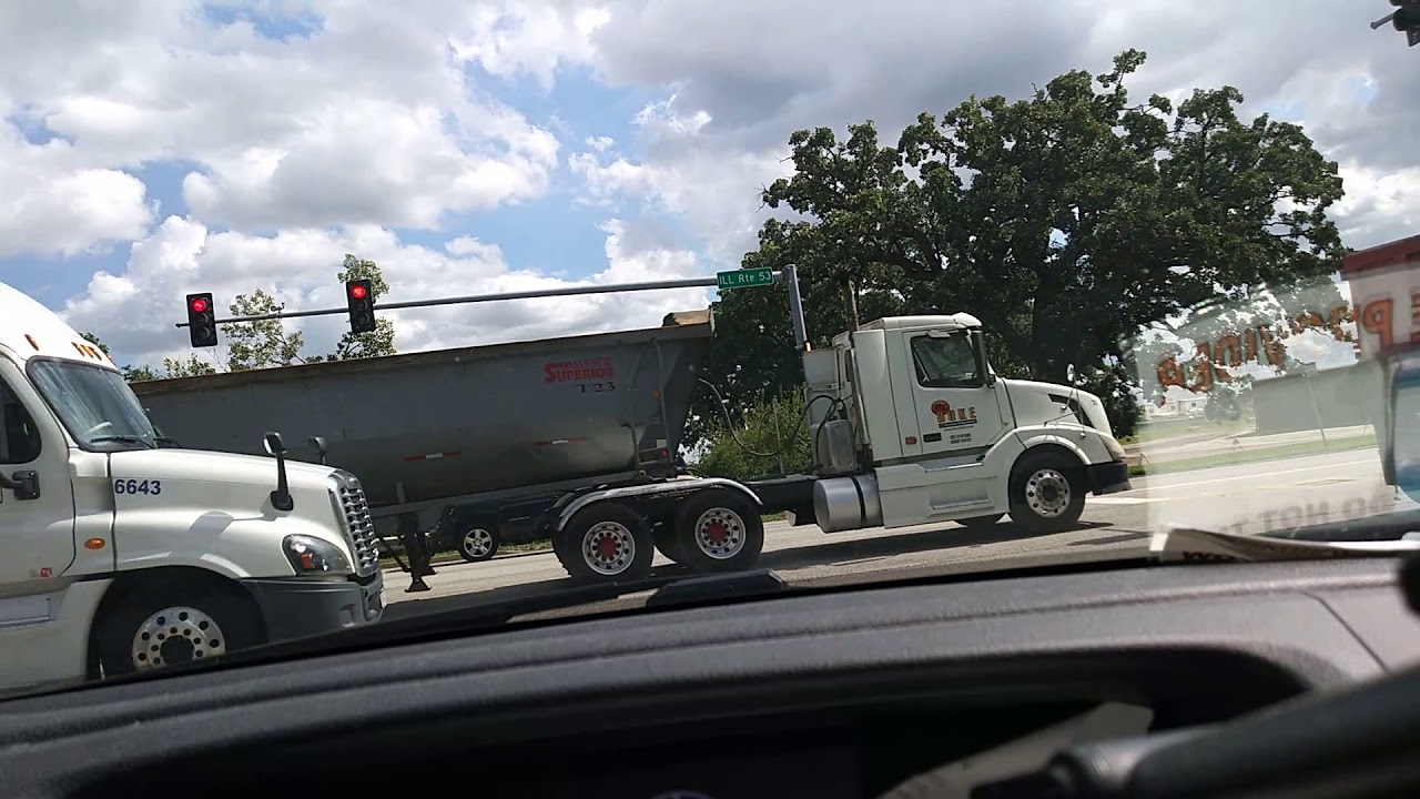 Autoboy Blackbox : Dashcam App - 2018-09-10 14:24:06 265 Marquette Dr, Bolingbrook, IL 60440, USA camera iphone 8 plus apk