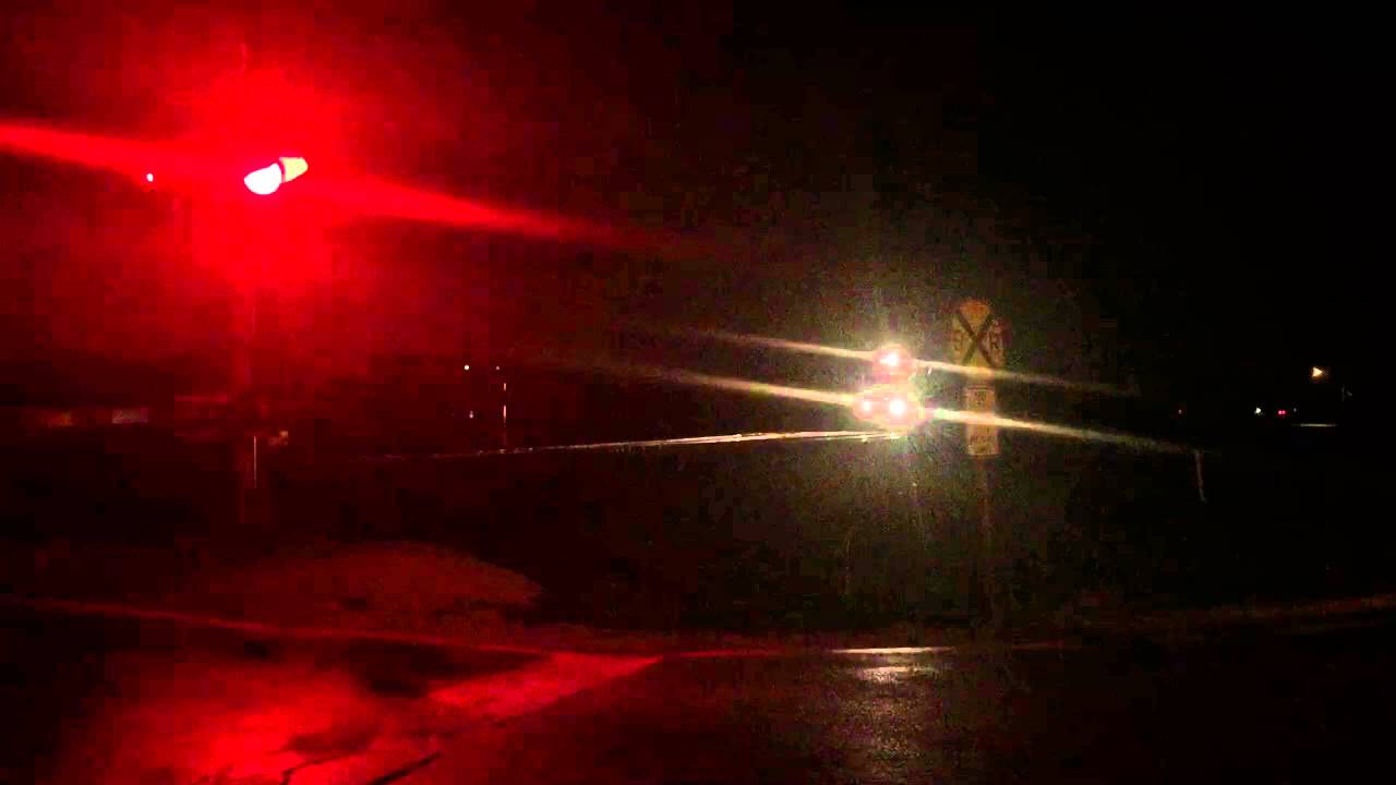 WSOR 4005 at Duplainville WI getting out of the switch