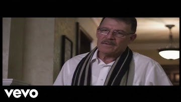 La Arrolladora Banda El Limón De René Camacho - Más Adelante (Closed-Captioned)