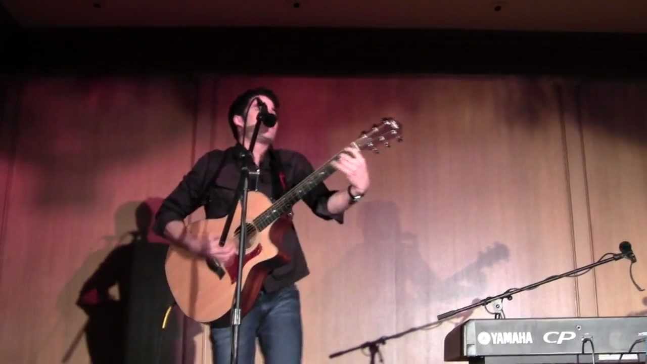 Darren Criss (Live)- Tu Vuoi Fa L'Americano