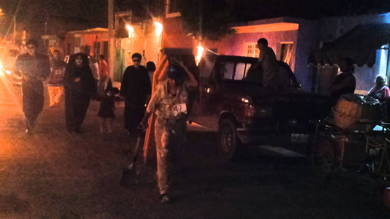 Desfile de luminarias celaya 2012 parte 7.mp4 YouTube