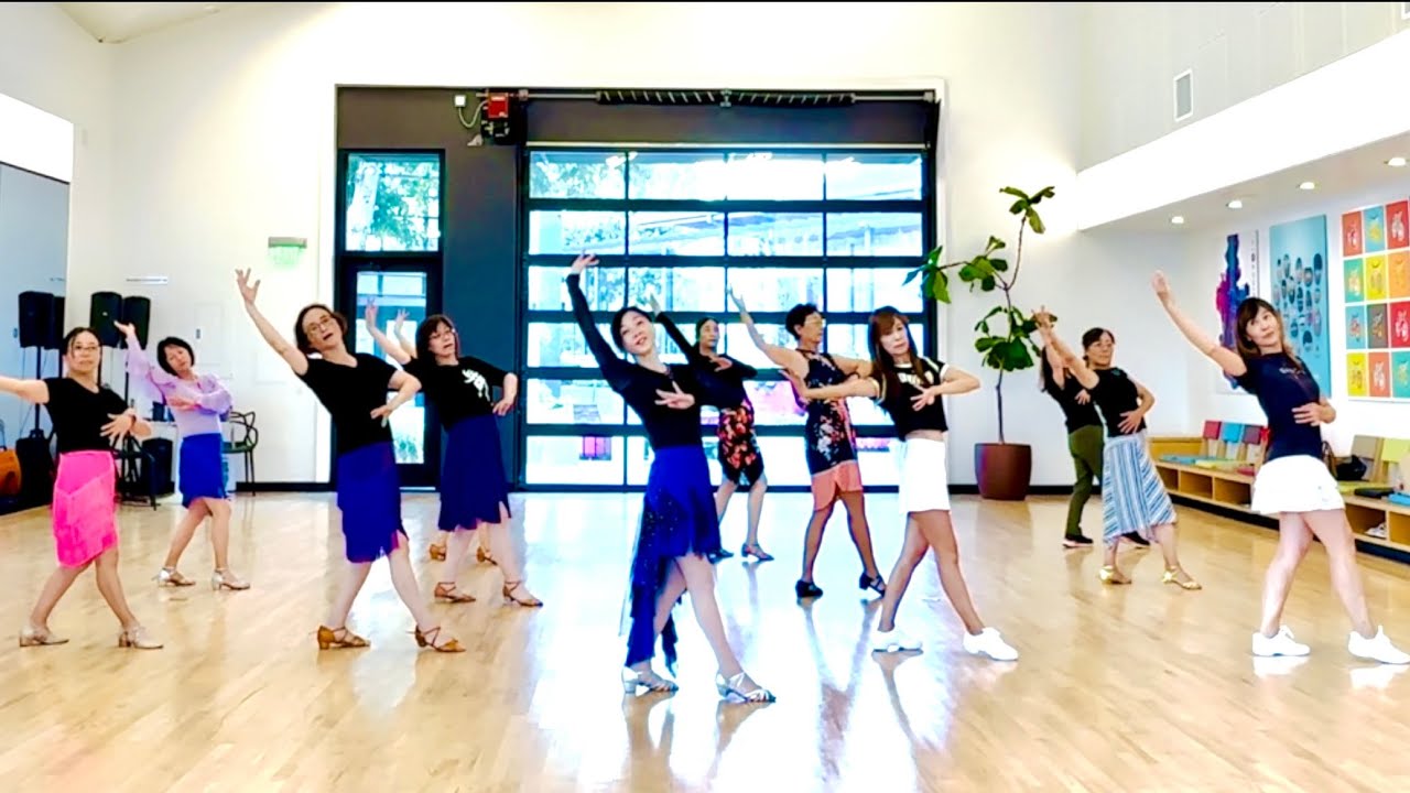 荷塘月色Lotus Pond Moonlight Dance | JoyLineDance - YouTube