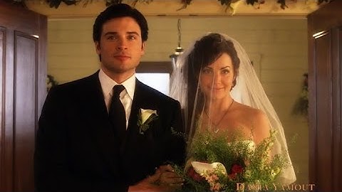 Smallville - Making Love Out Of Nothing At All