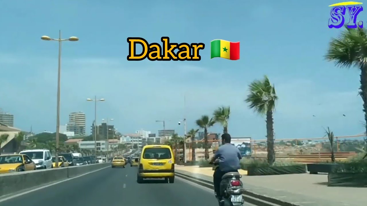 Senegal: Driving in Dakar