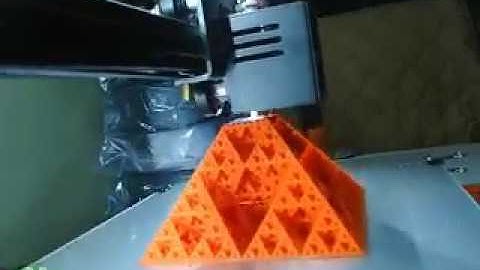 Fractal Pyramid Timelapse