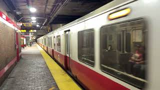 MBTA Red Line Old Train UTDC Entering Davis NB