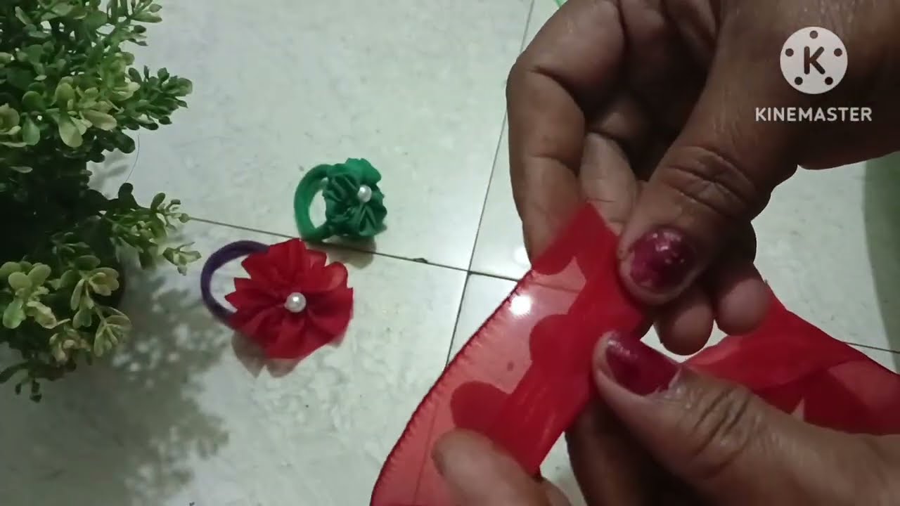 रिबिन पासून फुल+रबर बँड  