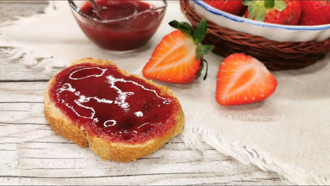 Confettura di fragole fatta in casa