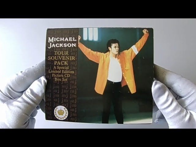 Michael Jackson - Tour Souvenir Pack (Limited Edition Box Set