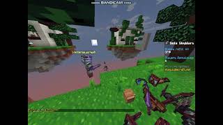 SPEED, KILL AURA, FLY HACKER IN CUBECRAFT SKYWARS | Veltemaworse6
