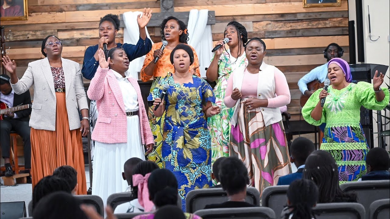 05-11-25 | La Prière: Mother’s  Choir