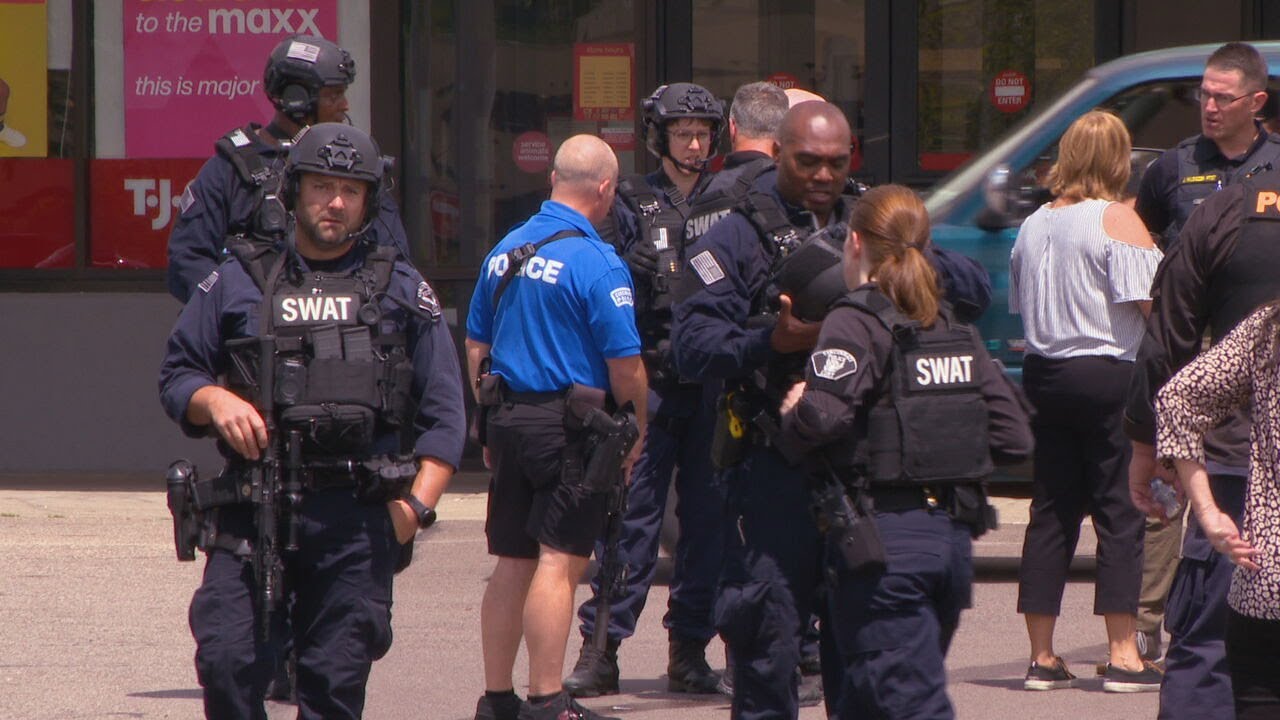 1 hospitalized, 2 suspects in custody after fight leads to shooting at ...