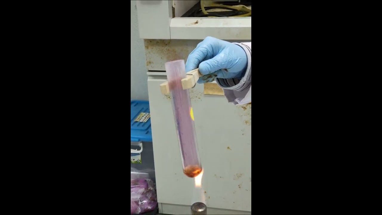 CHEMISTRY EXPERIMENT 5B. Solubility of iodine in water and potassium iodide