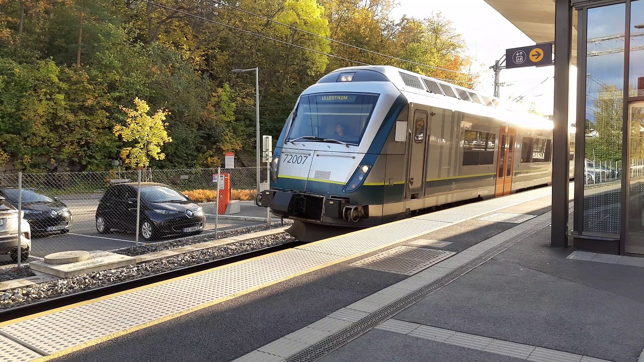 Trains at Stabekk / Norwegian trains / Nsb (VY) trains)
