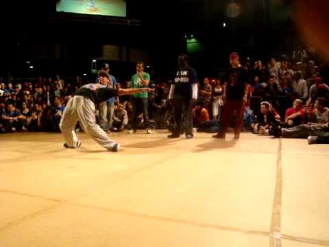 Salah & friends VS Bionic & friends @ IBE 2009. Part 3 of 5