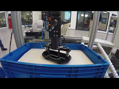 Bin-picking with lightweight robot arm and camera technology