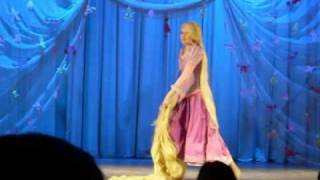 Usagi Defile Rapunzel 022011 - Tangled Cosplay