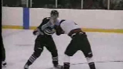 Andre Atkinson fights Alex Burton