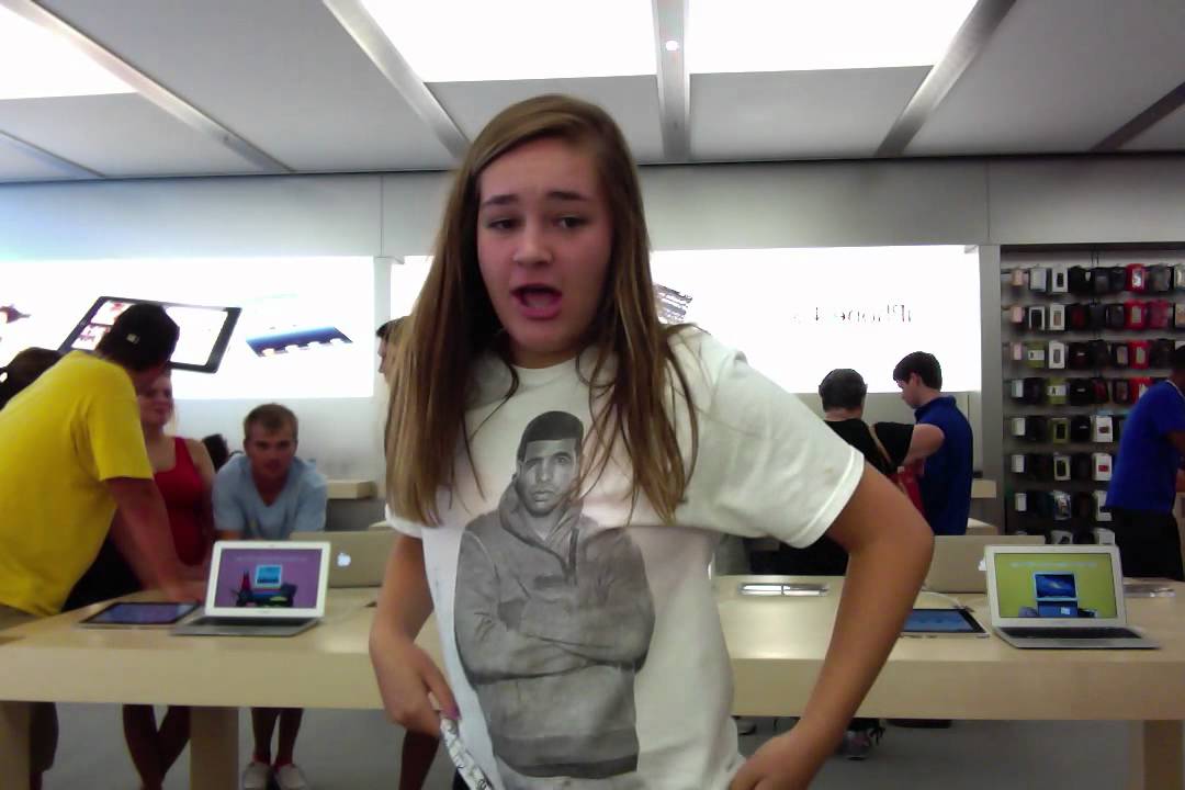 DANCING IN APPLE STORE YouTube