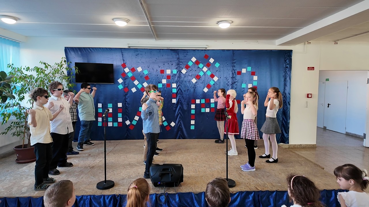 Karaoke délután az iskolában