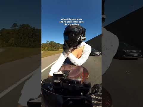 Good boy 😌 #funny #moto #bikelife #cops #vlog
