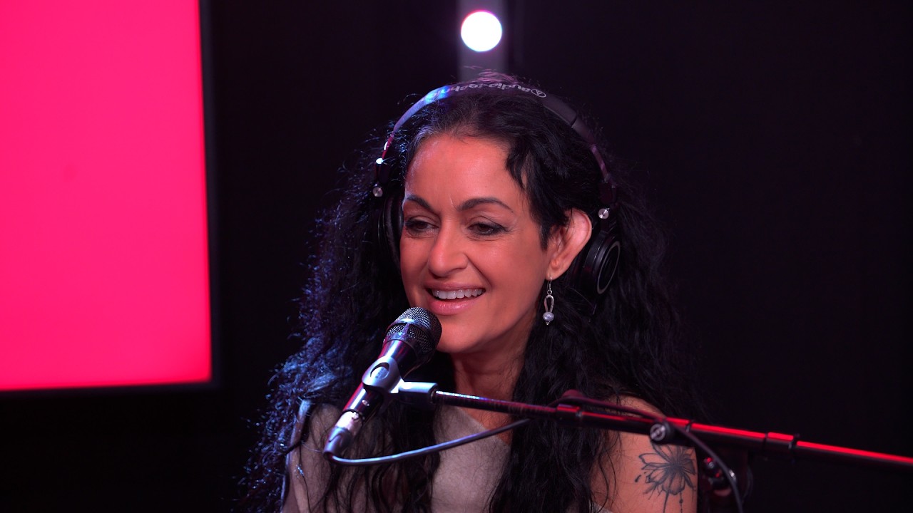 m80 | Rita Guerra - More Than Words (Extreme)