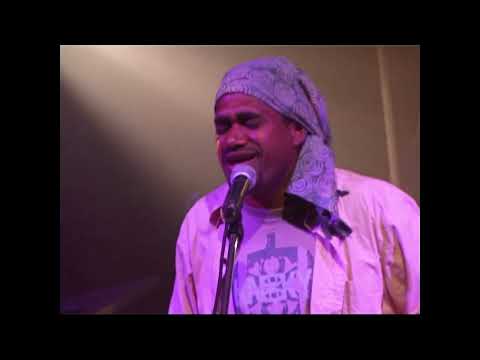 Edou Live à Cairns