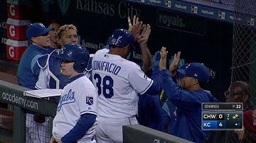 CWS@KC: Escobar drives in run with double to left