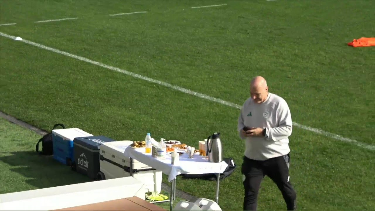 مباشر : تدريبات المنتخب الوطني قبل لقاء غينيا الاستوائية .