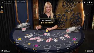 Blackjack l HARİKASIN SARI KRUPİYE #blackjack #casino