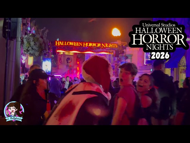 Halloween Horror Nights on a HORRIBLY over-crowded night! We still had some fun...