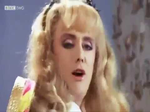 Queen Extract From ''Making Of'' I Want To Break Free