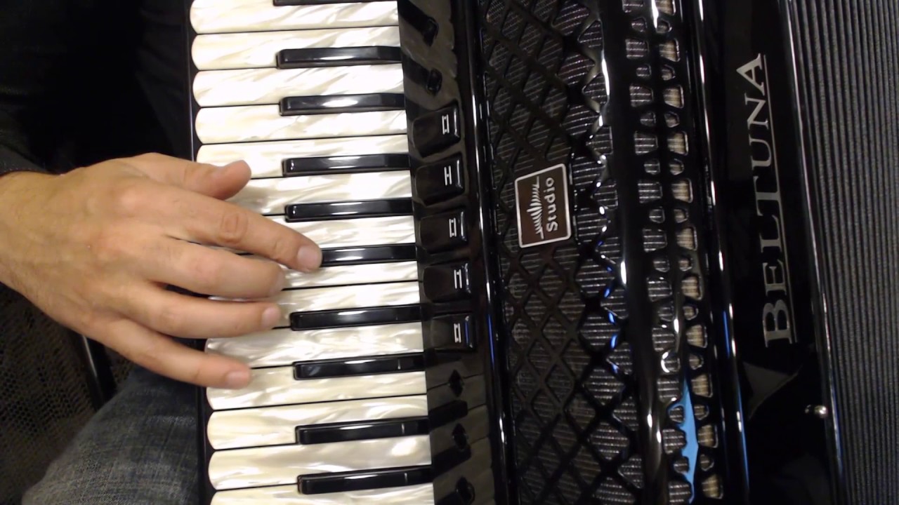 How to Play Blues and Zydeco on Piano Accordion Lesson 2 Intro to