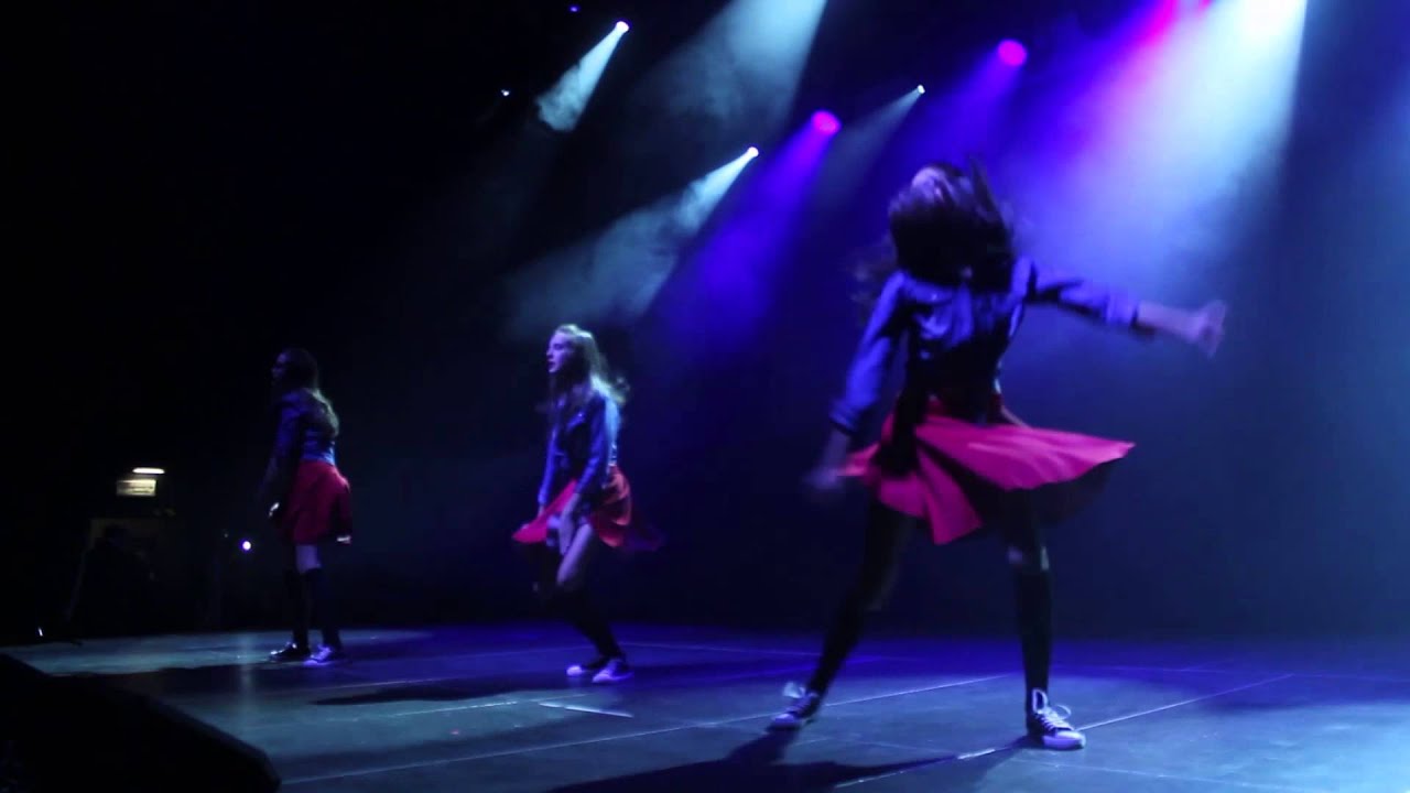 Domeyko Dzieciom 2015 - I'm Albatros - Marcelina Szozda, Asia Marks, Luiza Benzouaoua