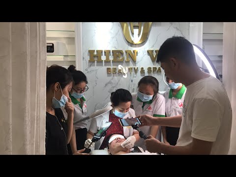 Video HỌC NGHỀ SPA ONLINE - ĐIỀU TRỊ MỤN HIỆU QUẢ TẠI HIỀN... - YouTube